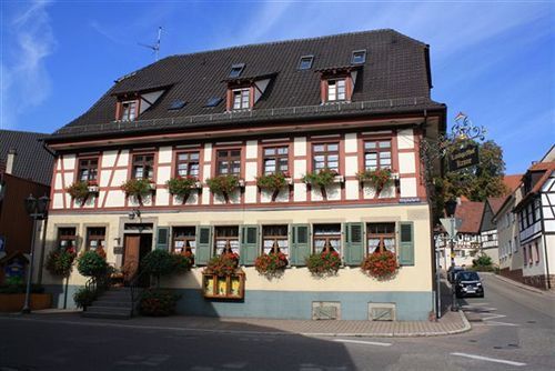 Landhotel Krone Königsbach-Stein エクステリア 写真