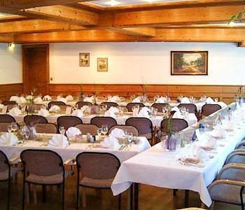 Landhotel Krone Königsbach-Stein エクステリア 写真